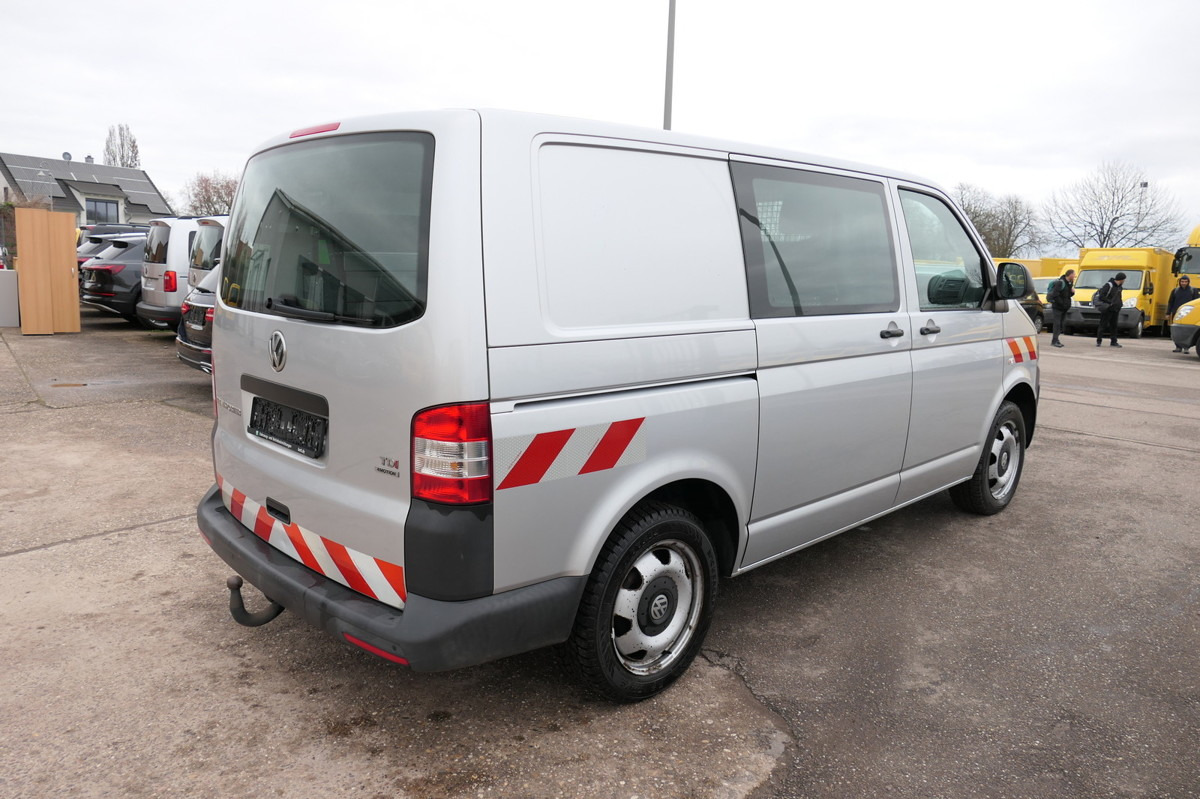 VW T5 Transporter 2.0 TDI 2Sitzer 4Motion AHK KLIMA - Μικρό βαν: φωτογραφία 4 VW T5 Transporter 2.0 TDI 2Sitzer 4Motion AHK KLIMA - Μικρό βαν: φωτογραφία 4