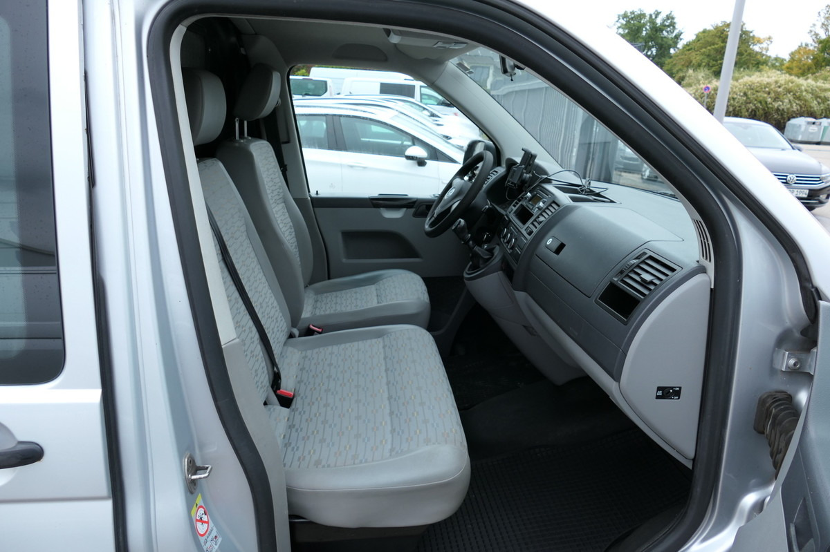 VW T5 Transporter 2.0 TDI KLIMA AHK Werkstatteinbau - Μικρό βαν: φωτογραφία 5 VW T5 Transporter 2.0 TDI KLIMA AHK Werkstatteinbau - Μικρό βαν: φωτογραφία 5