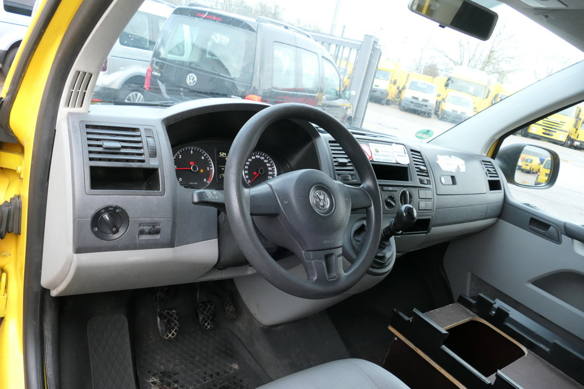 Μικρό βαν VW T5 Transporter 2.0 TDI PARKTRONIK EURO-5 2xSCHIE: φωτογραφία 11 Μικρό βαν VW T5 Transporter 2.0 TDI PARKTRONIK EURO-5 2xSCHIE: φωτογραφία 11