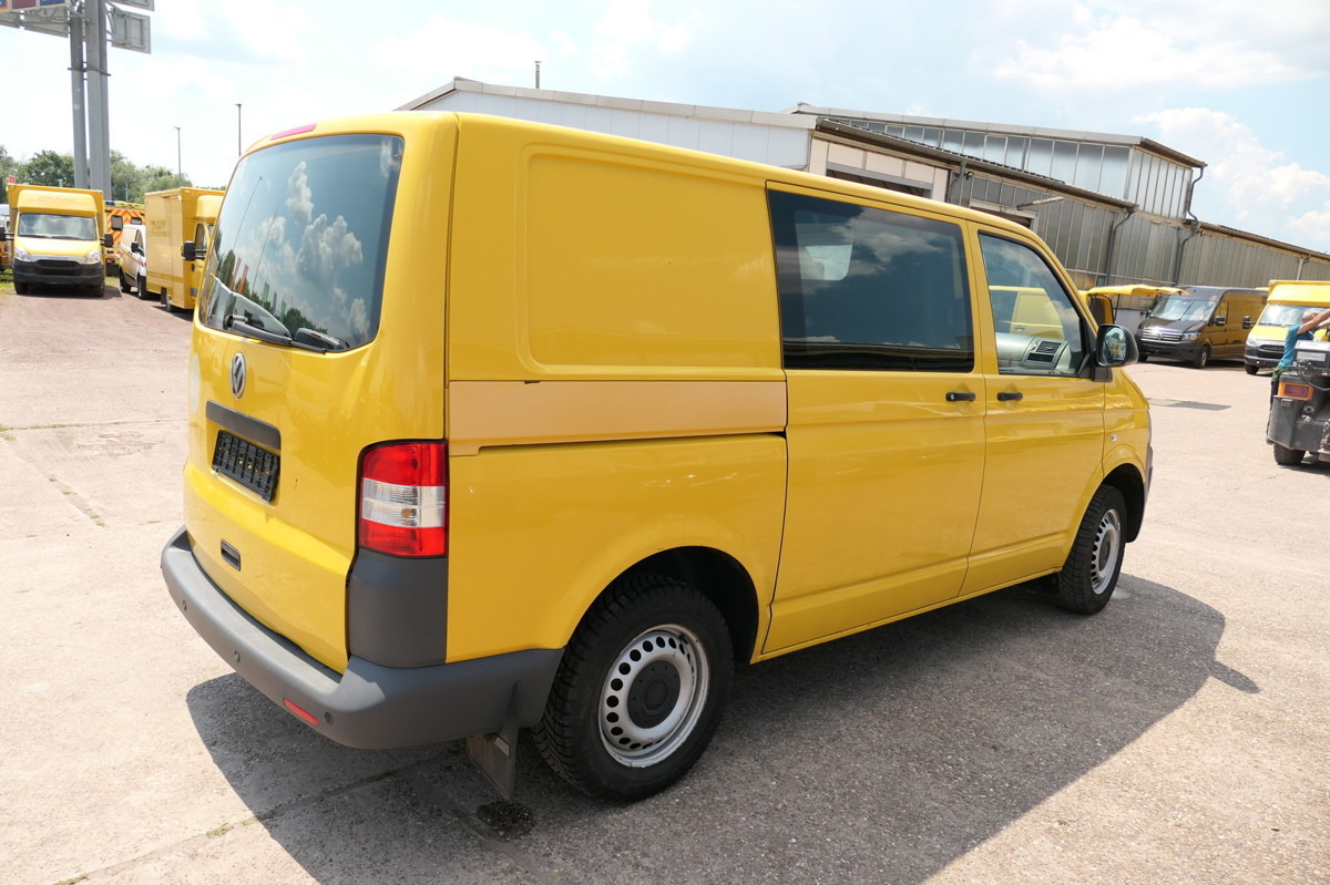 VW T5 Transporter 2.0 TDI PARKTRONIK EURO-5 2xSCHIE - Μικρό βαν: φωτογραφία 4 VW T5 Transporter 2.0 TDI PARKTRONIK EURO-5 2xSCHIE - Μικρό βαν: φωτογραφία 4