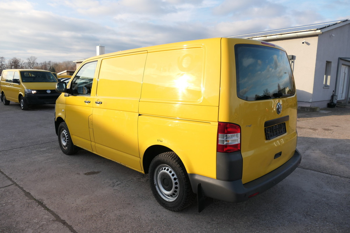 VW T5 Transporter 2.0 TDI PARKTRONIK EURO-5 2xSCHIE - Μικρό βαν: φωτογραφία 4 VW T5 Transporter 2.0 TDI PARKTRONIK EURO-5 2xSCHIE - Μικρό βαν: φωτογραφία 4