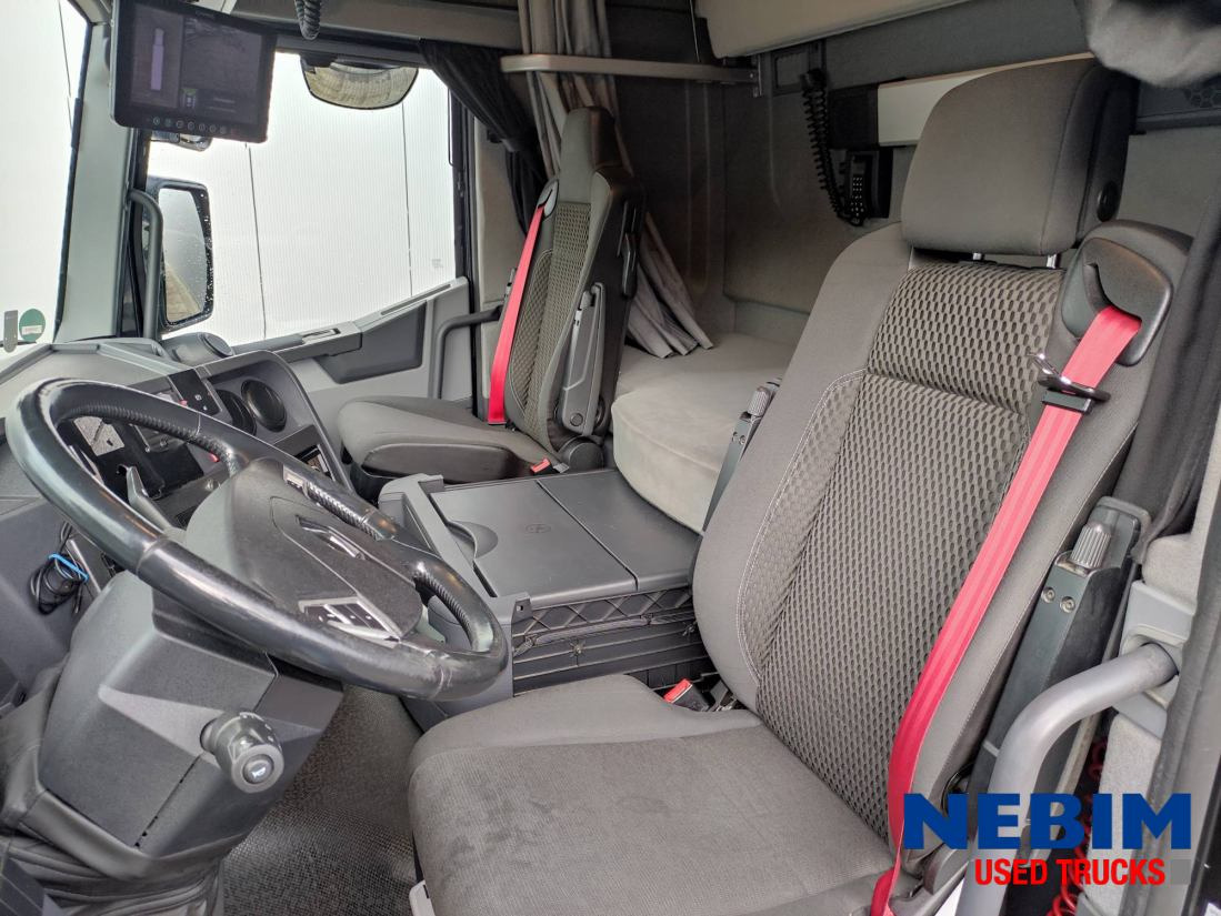 Renault T380 6x2 - 9.52mtr. box - Taillift 2000Kg - Φορτηγό κόφα: φωτογραφία 4 Renault T380 6x2 - 9.52mtr. box - Taillift 2000Kg - Φορτηγό κόφα: φωτογραφία 4