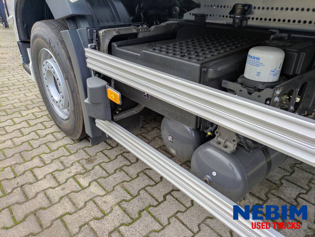 Leasing Volvo FM 330 4X2  Volvo FM 330 4X2: φωτογραφία 19