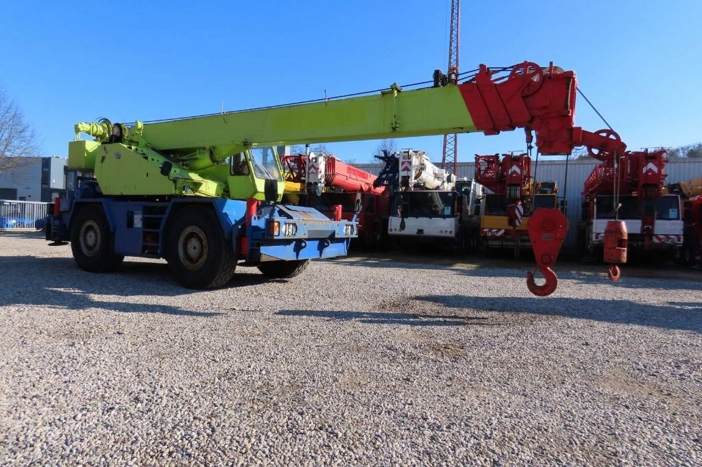 Tadano TR 250 E - Τηλεσκοπικός γερανός: φωτογραφία 2 Tadano TR 250 E - Τηλεσκοπικός γερανός: φωτογραφία 2