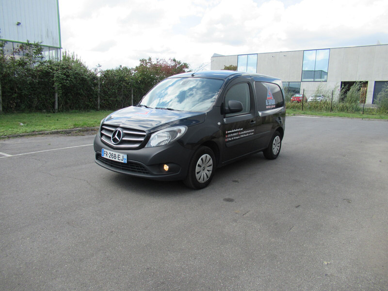 Mercedes-Benz Citan 111 - Βαν: φωτογραφία 1 Mercedes-Benz Citan 111 - Βαν: φωτογραφία 1