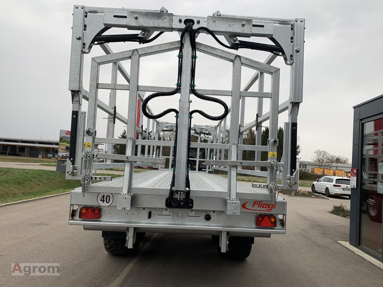 Fliegl DPW 210 BL - Πλατφόρμα για τρακτέρ: φωτογραφία 4 Fliegl DPW 210 BL - Πλατφόρμα για τρακτέρ: φωτογραφία 4