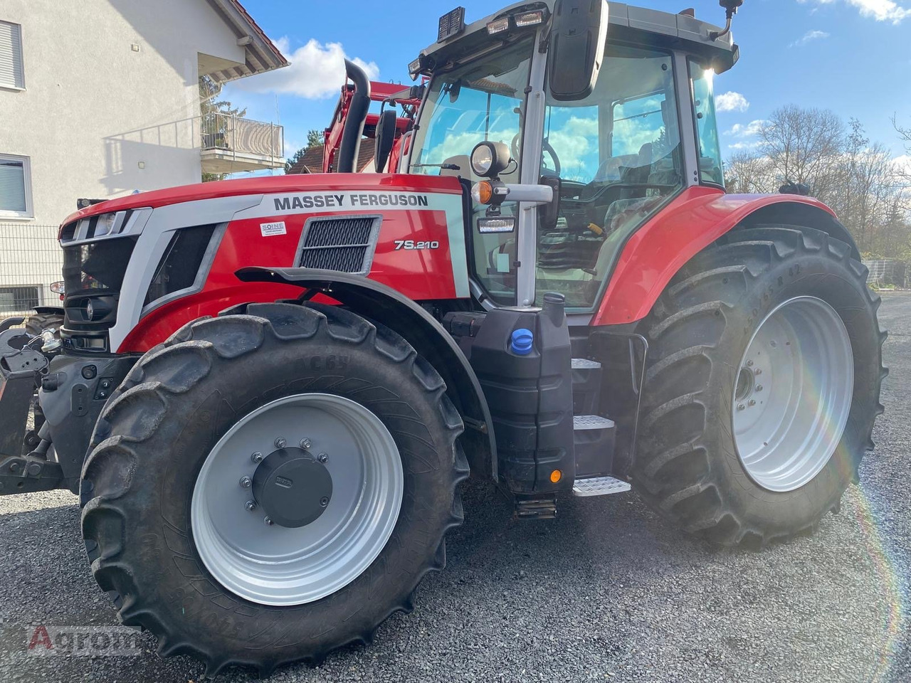 Massey Ferguson 7S.210 Dyna-VT EXCLUSIVE - Τρακτέρ: φωτογραφία 1 Massey Ferguson 7S.210 Dyna-VT EXCLUSIVE - Τρακτέρ: φωτογραφία 1