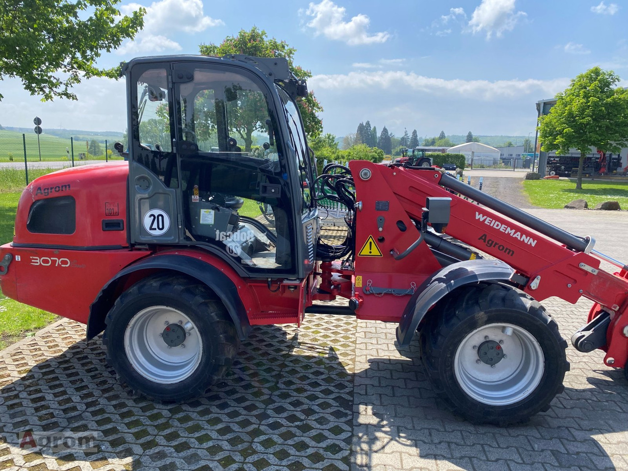 Weidemann 3070 CX60 LP T - Σπαστός φορτωτής: φωτογραφία 2 Weidemann 3070 CX60 LP T - Σπαστός φορτωτής: φωτογραφία 2