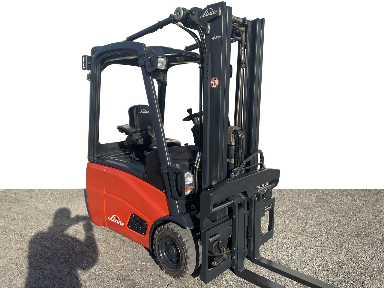 Linde E 16 C-01 (batt. 2017) - Ηλεκτροκίνητο περονοφόρο: φωτογραφία 1 Linde E 16 C-01 (batt. 2017) - Ηλεκτροκίνητο περονοφόρο: φωτογραφία 1