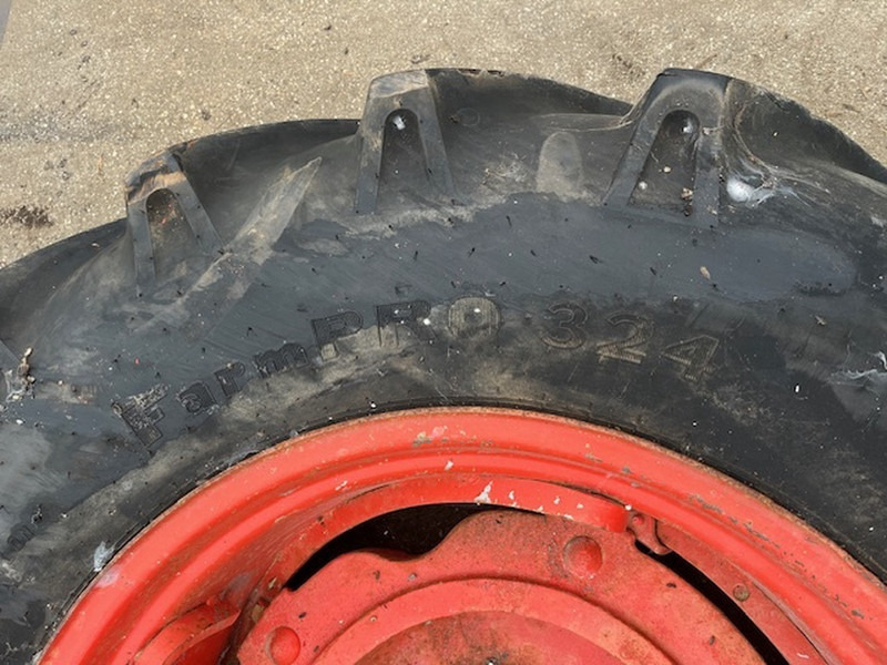 Alliance en Goodyear 18.4 30 - Ζάντα: φωτογραφία 5 Alliance en Goodyear 18.4 30 - Ζάντα: φωτογραφία 5