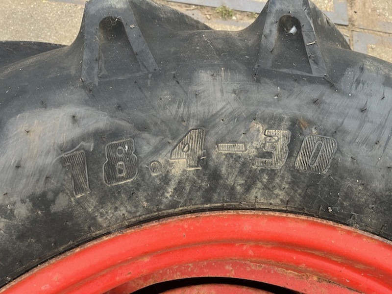 Alliance en Goodyear 18.4 30 - Ζάντα: φωτογραφία 2 Alliance en Goodyear 18.4 30 - Ζάντα: φωτογραφία 2