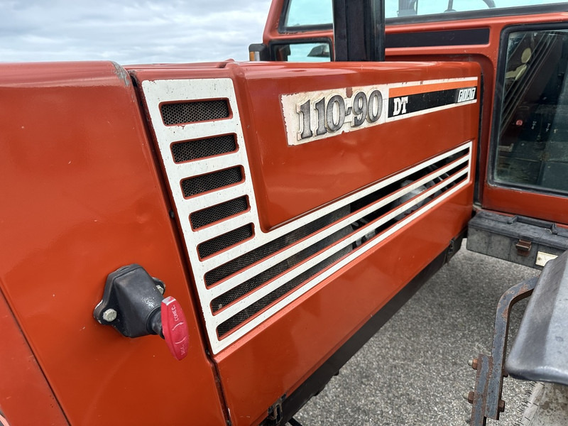 Fiat 110-90 DT - Τρακτέρ: φωτογραφία 2 Fiat 110-90 DT - Τρακτέρ: φωτογραφία 2
