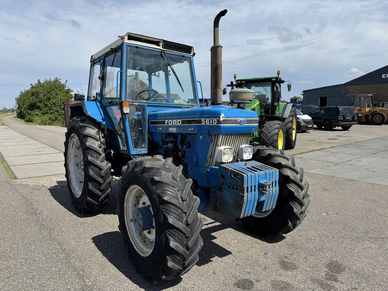Ford 5610 - Τρακτέρ: φωτογραφία 3 Ford 5610 - Τρακτέρ: φωτογραφία 3