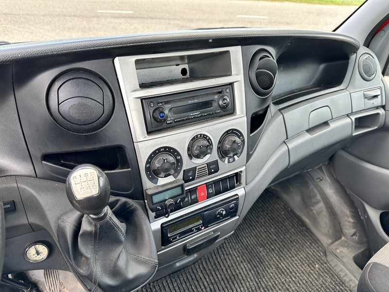 Iveco Daily 40C18 - Βαν: φωτογραφία 5 Iveco Daily 40C18 - Βαν: φωτογραφία 5