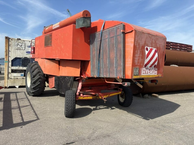 Laverda M152 - Θεριζοαλωνιστική μηχανή: φωτογραφία 3 Laverda M152 - Θεριζοαλωνιστική μηχανή: φωτογραφία 3