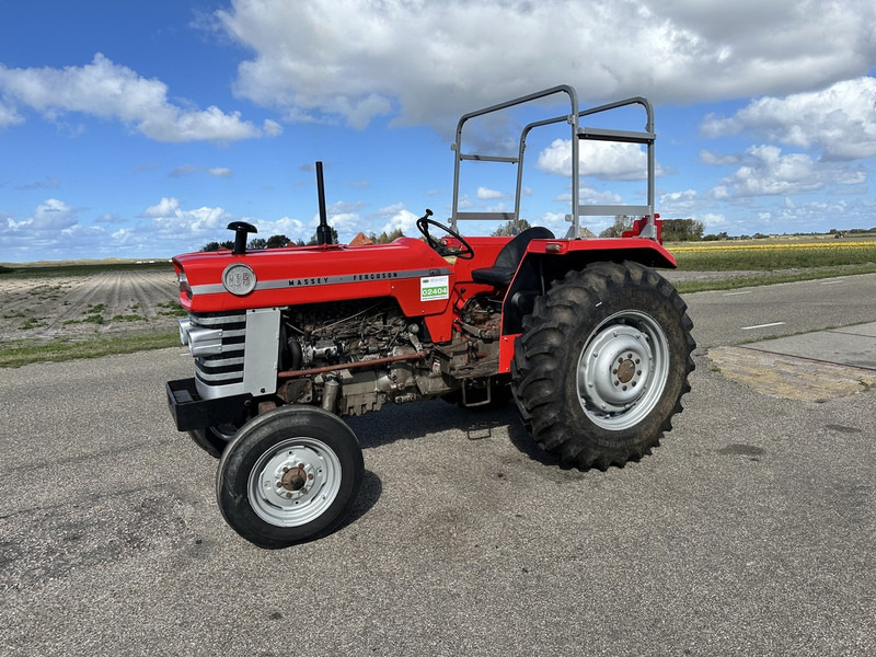 Massey Ferguson 165 - Τρακτέρ: φωτογραφία 1 Massey Ferguson 165 - Τρακτέρ: φωτογραφία 1