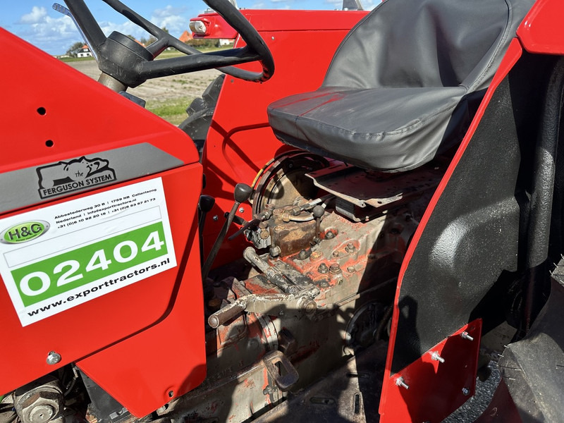 Massey Ferguson 165 - Τρακτέρ: φωτογραφία 4 Massey Ferguson 165 - Τρακτέρ: φωτογραφία 4