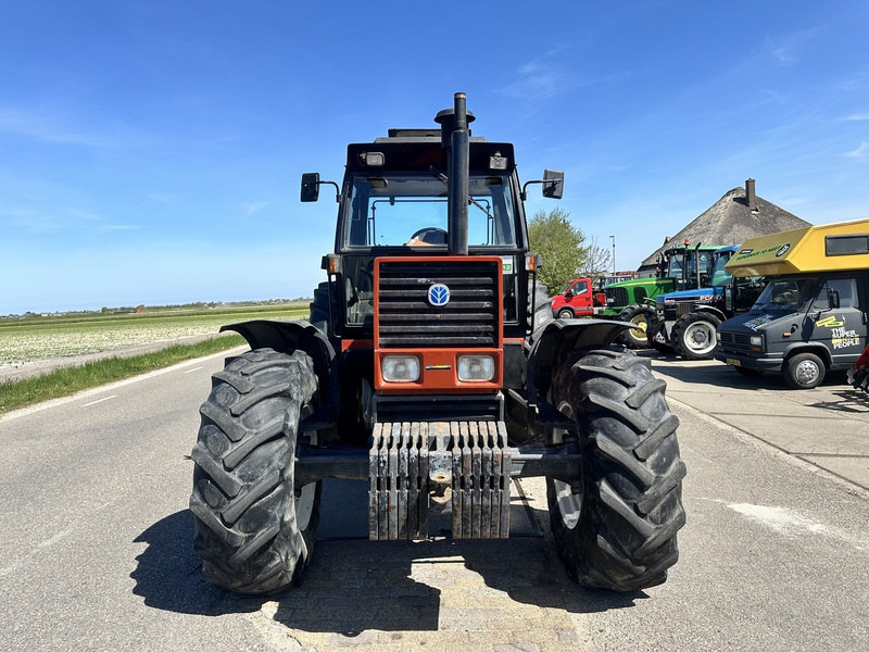 New Holland 180-90 DT - Τρακτέρ: φωτογραφία 3 New Holland 180-90 DT - Τρακτέρ: φωτογραφία 3