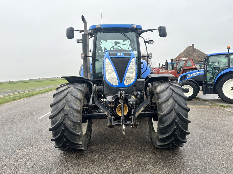 New Holland T6080 - Τρακτέρ: φωτογραφία 3 New Holland T6080 - Τρακτέρ: φωτογραφία 3