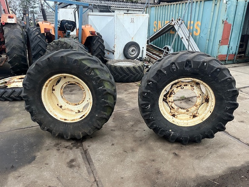 Trelleborg 480.65 R24 TM 800 - Ελαστικό: φωτογραφία 3 Trelleborg 480.65 R24 TM 800 - Ελαστικό: φωτογραφία 3