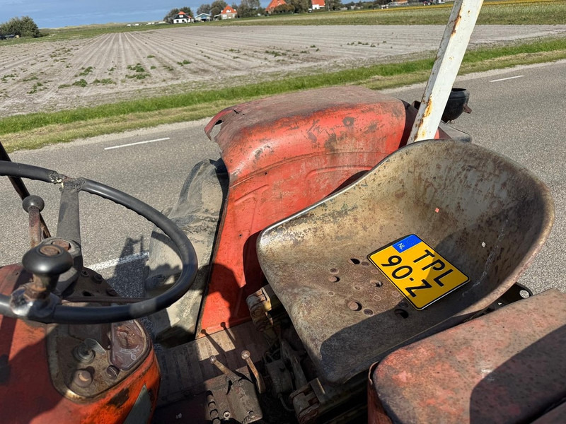 Zetor 4511 - Τρακτέρ: φωτογραφία 4 Zetor 4511 - Τρακτέρ: φωτογραφία 4