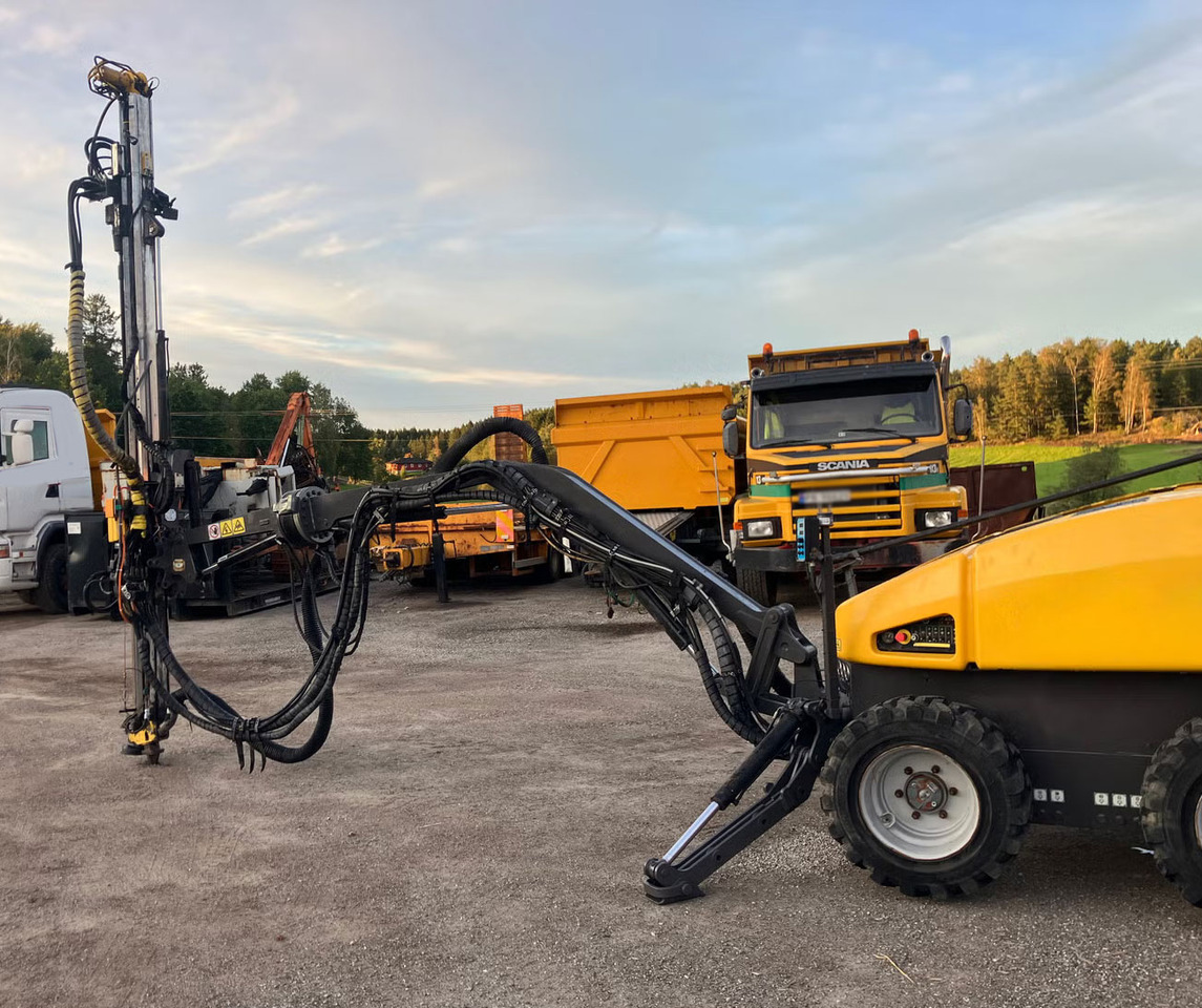 Atlas Copco FlexiROC T15R-01 - Μηχάνημα διάτρησης: φωτογραφία 4 Atlas Copco FlexiROC T15R-01 - Μηχάνημα διάτρησης: φωτογραφία 4