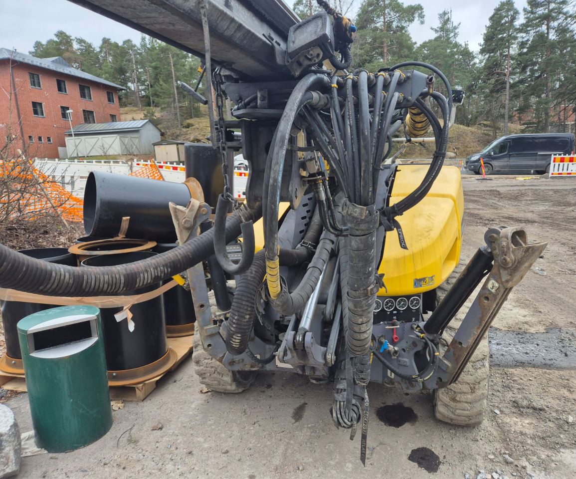 Atlas Copco ROC T15 - Μηχάνημα διάτρησης: φωτογραφία 5 Atlas Copco ROC T15 - Μηχάνημα διάτρησης: φωτογραφία 5