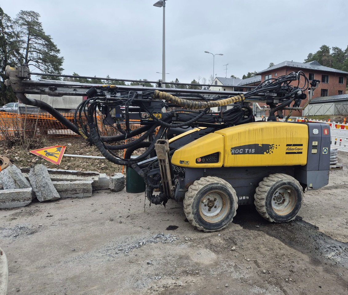 Atlas Copco ROC T15 - Μηχάνημα διάτρησης: φωτογραφία 4 Atlas Copco ROC T15 - Μηχάνημα διάτρησης: φωτογραφία 4