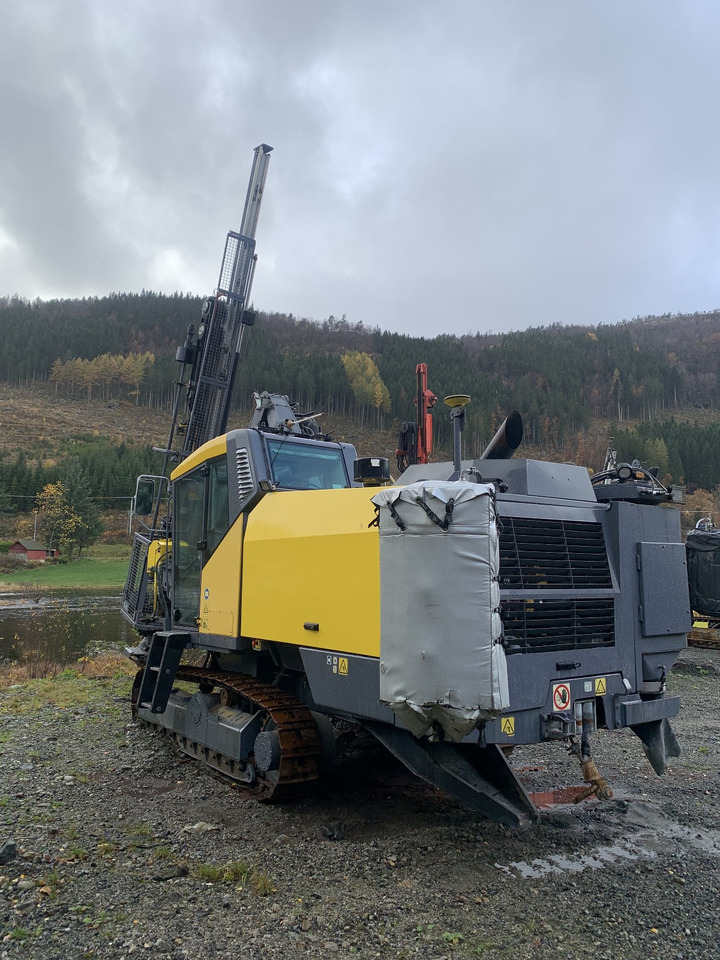 Atlas Copco SmartROC T40-11 - Μηχάνημα διάτρησης: φωτογραφία 4 Atlas Copco SmartROC T40-11 - Μηχάνημα διάτρησης: φωτογραφία 4