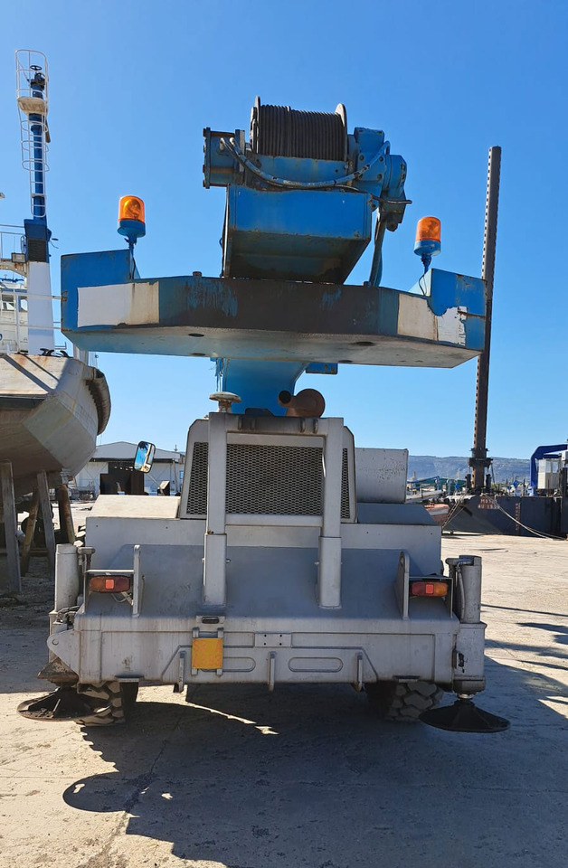 Bendini 25 Delta - Τηλεσκοπικός γερανός: φωτογραφία 4 Bendini 25 Delta - Τηλεσκοπικός γερανός: φωτογραφία 4