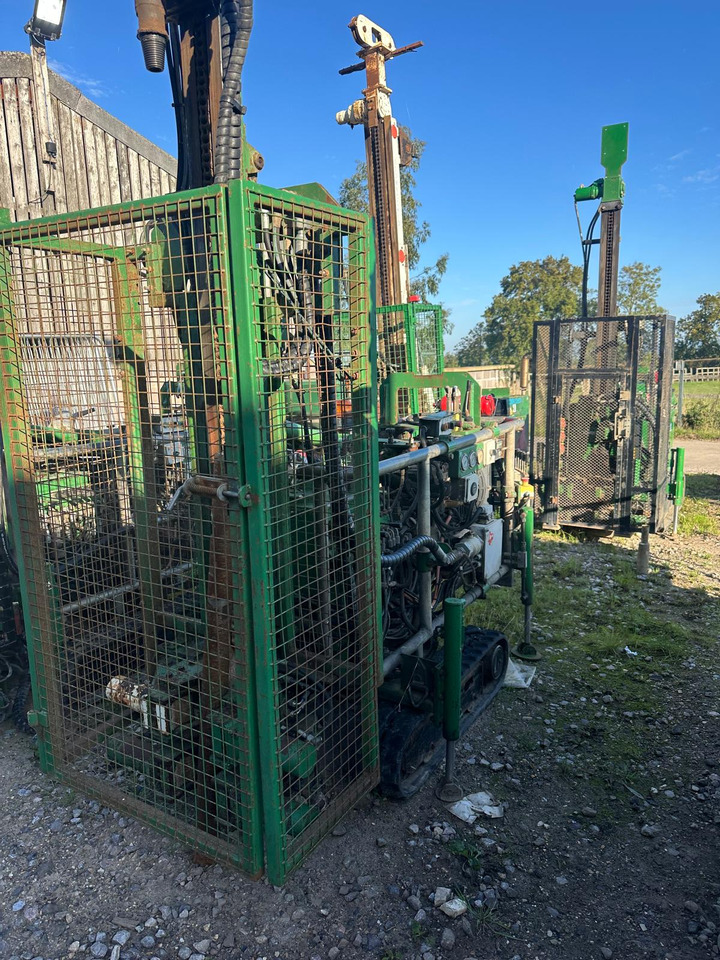 Beretta T22 - Γεωτρύπανο: φωτογραφία 1 Beretta T22 - Γεωτρύπανο: φωτογραφία 1