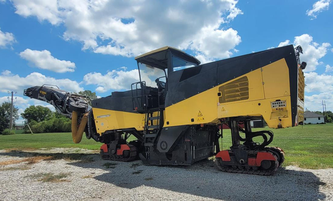 Bomag BM 2000/75 - Φρέζα ασφάλτου: φωτογραφία 2 Bomag BM 2000/75 - Φρέζα ασφάλτου: φωτογραφία 2