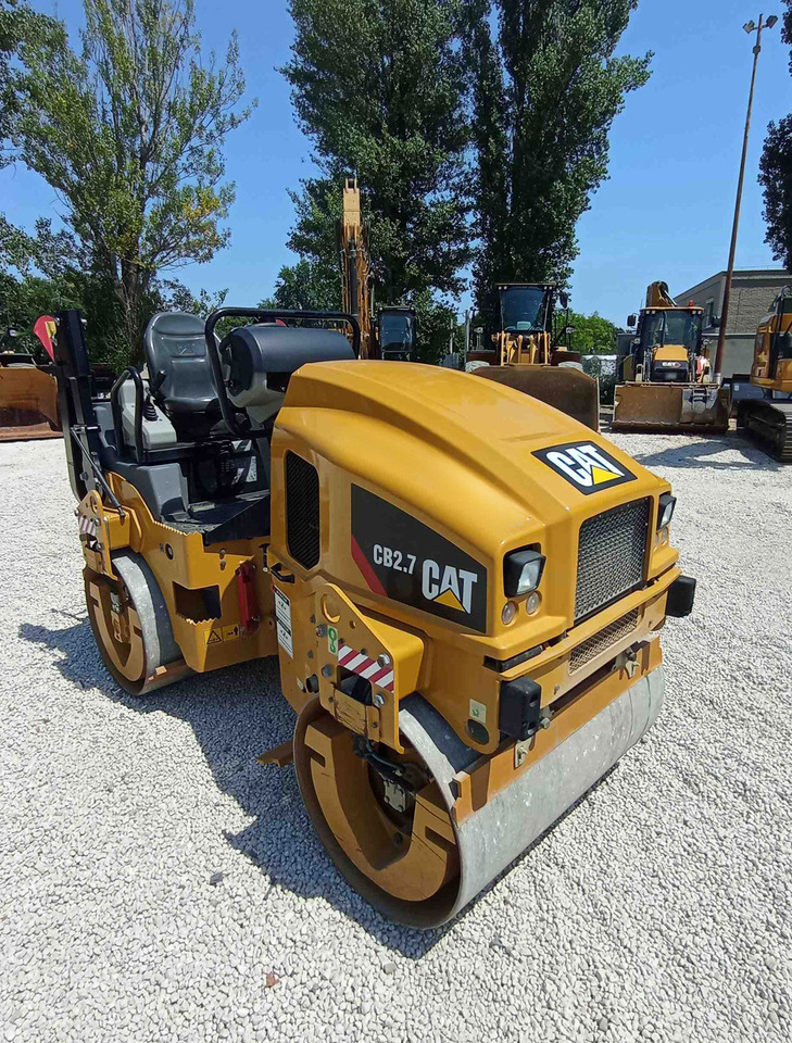 Caterpillar CB2.7 - Οδοστρωτήρας: φωτογραφία 5 Caterpillar CB2.7 - Οδοστρωτήρας: φωτογραφία 5