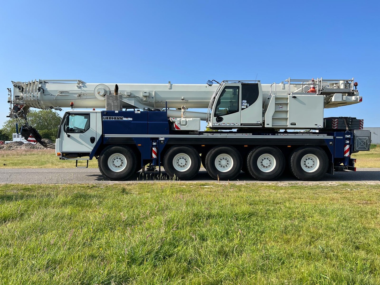 Liebherr LTM 1095-5.1 - Τηλεσκοπικός γερανός: φωτογραφία 4 Liebherr LTM 1095-5.1 - Τηλεσκοπικός γερανός: φωτογραφία 4