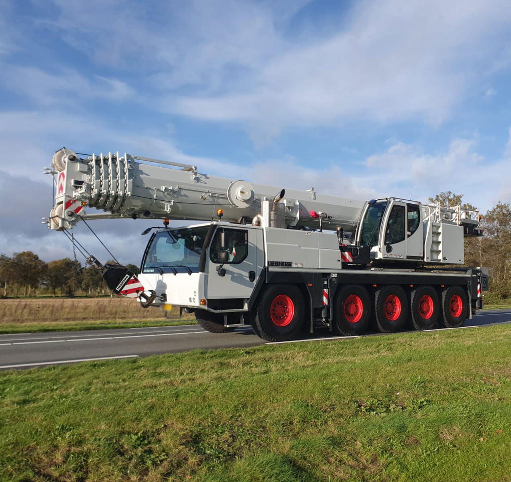 Liebherr LTM 1095-5.1 - Τηλεσκοπικός γερανός: φωτογραφία 1 Liebherr LTM 1095-5.1 - Τηλεσκοπικός γερανός: φωτογραφία 1