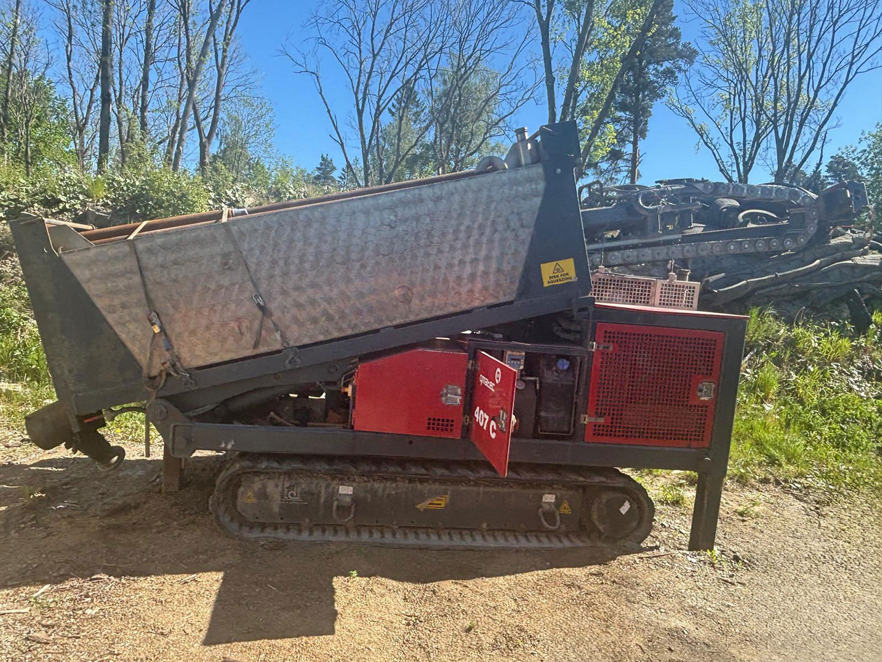 Qmatec Nemek 407C - Γεωτρύπανο: φωτογραφία 1 Qmatec Nemek 407C - Γεωτρύπανο: φωτογραφία 1