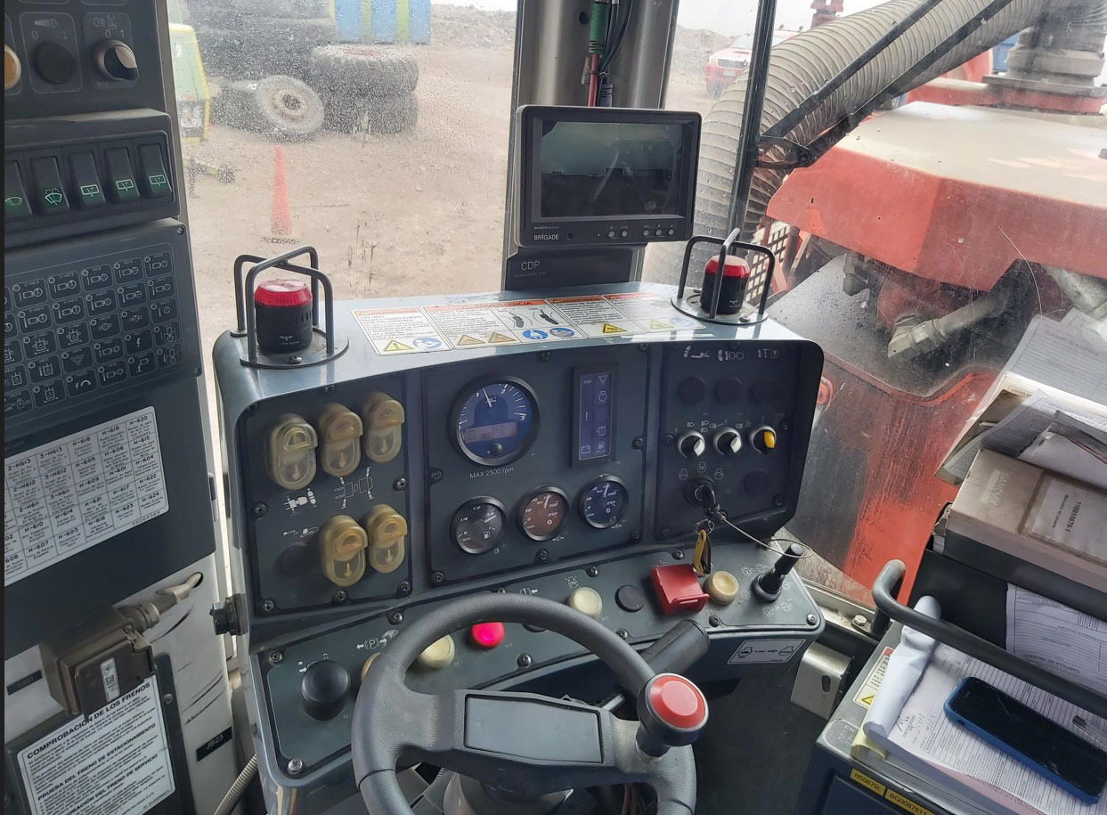 Sandvik DS411-C - Μηχάνημα ορυχείων: φωτογραφία 4 Sandvik DS411-C - Μηχάνημα ορυχείων: φωτογραφία 4