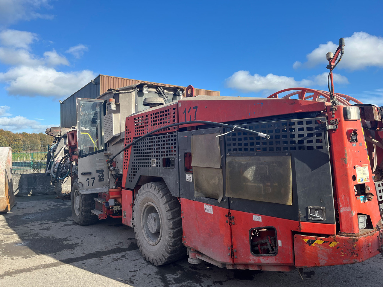 Sandvik DS411 - Μηχάνημα διάτρησης οριζόντιος: φωτογραφία 2 Sandvik DS411 - Μηχάνημα διάτρησης οριζόντιος: φωτογραφία 2
