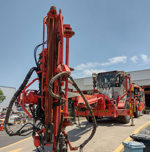 Sandvik DS411 - Μηχάνημα ορυχείων: φωτογραφία 1 Sandvik DS411 - Μηχάνημα ορυχείων: φωτογραφία 1
