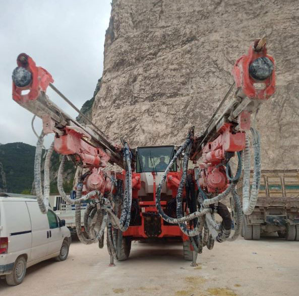 Sandvik DT820-SC - Μηχάνημα διάτρησης οριζόντιος: φωτογραφία 5 Sandvik DT820-SC - Μηχάνημα διάτρησης οριζόντιος: φωτογραφία 5