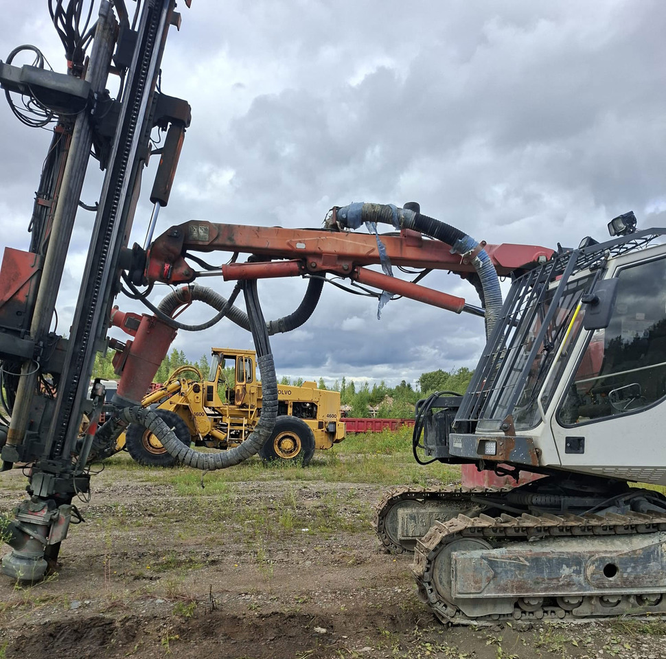 Sandvik DX800 - Γεωτρύπανο: φωτογραφία 3 Sandvik DX800 - Γεωτρύπανο: φωτογραφία 3