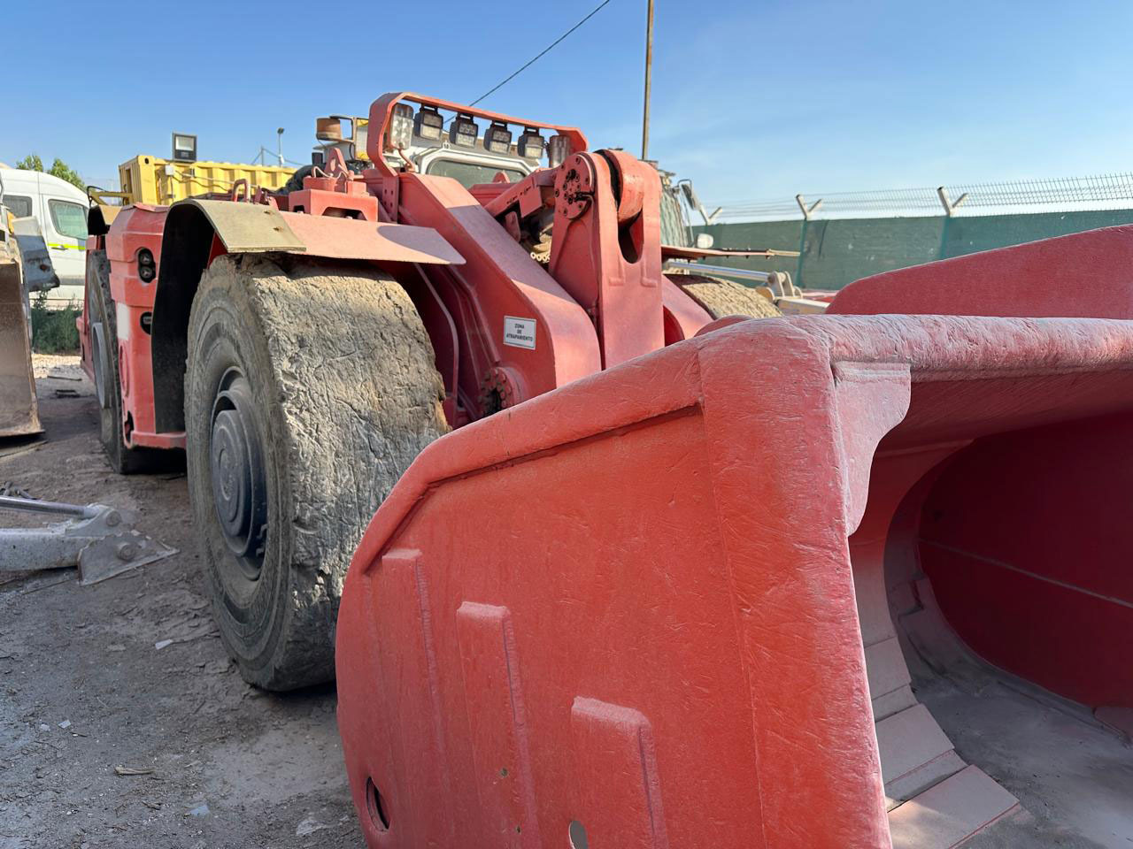 Sandvik LH410 - Μηχάνημα διάτρησης οριζόντιος: φωτογραφία 1 Sandvik LH410 - Μηχάνημα διάτρησης οριζόντιος: φωτογραφία 1