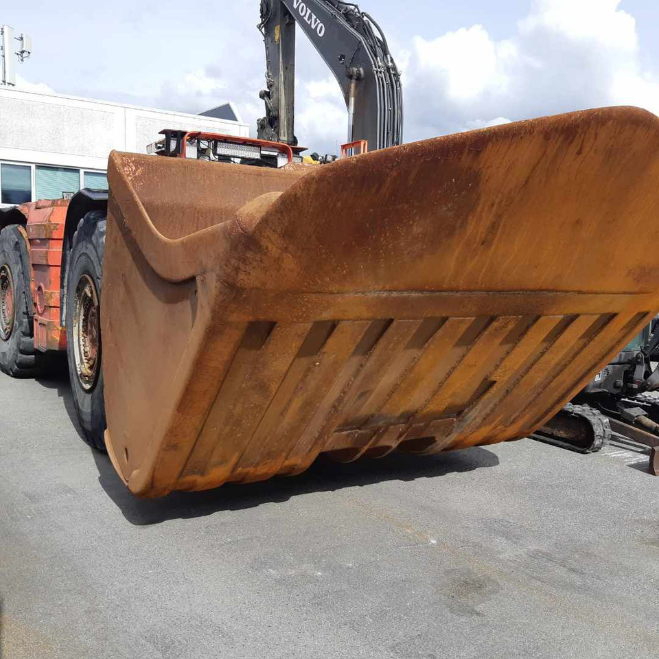 Sandvik LH517 - Μηχάνημα ορυχείων: φωτογραφία 1 Sandvik LH517 - Μηχάνημα ορυχείων: φωτογραφία 1