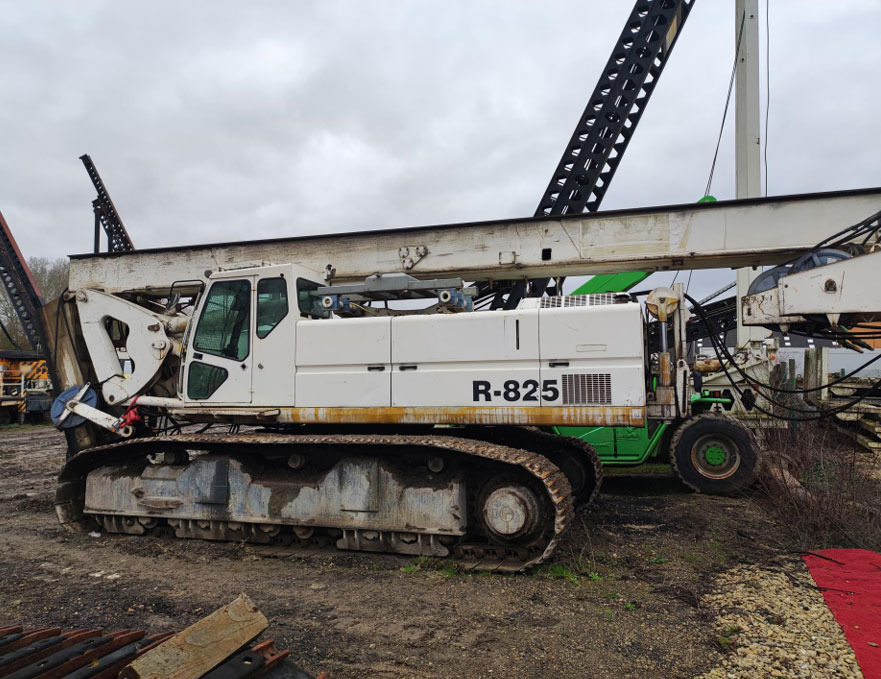 Soilmec R-825 - Πασσαλοπήκτης: φωτογραφία 1 Soilmec R-825 - Πασσαλοπήκτης: φωτογραφία 1