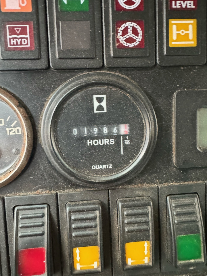 Τηλεσκοπικός γερανός Tadano Faun ATF 90G-4: φωτογραφία 6 Τηλεσκοπικός γερανός Tadano Faun ATF 90G-4: φωτογραφία 6