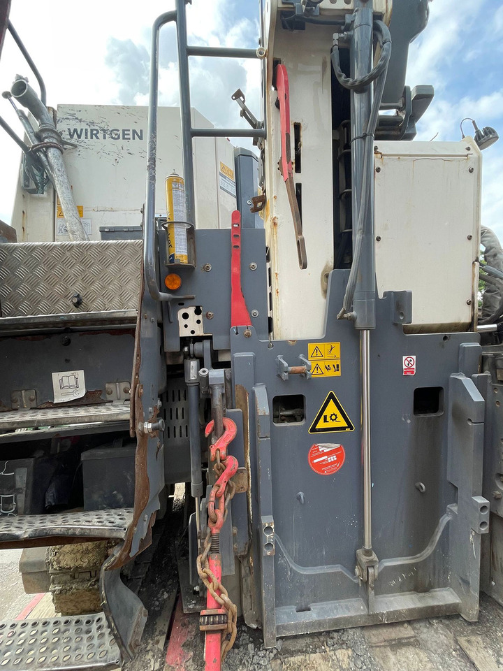 Wirtgen W 100 CFI - Φρέζα ασφάλτου: φωτογραφία 5 Wirtgen W 100 CFI - Φρέζα ασφάλτου: φωτογραφία 5