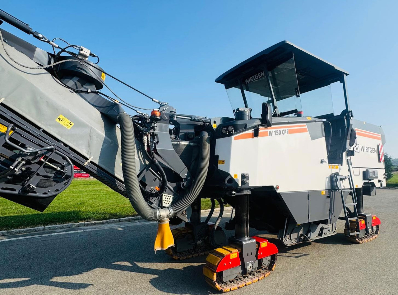 Wirtgen W 150 CFI - Φρέζα ασφάλτου: φωτογραφία 1 Wirtgen W 150 CFI - Φρέζα ασφάλτου: φωτογραφία 1