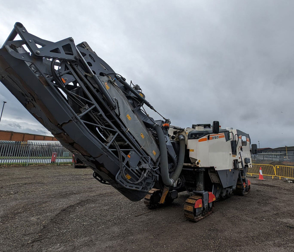 Wirtgen W 150 CFI - Φρέζα ασφάλτου: φωτογραφία 4 Wirtgen W 150 CFI - Φρέζα ασφάλτου: φωτογραφία 4
