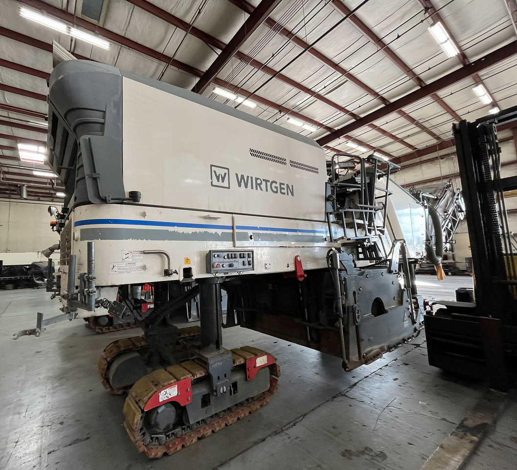 Wirtgen W 210 i - Φρέζα ασφάλτου: φωτογραφία 3 Wirtgen W 210 i - Φρέζα ασφάλτου: φωτογραφία 3
