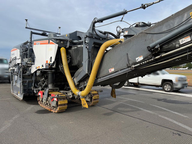 Wirtgen W 220 Fi - Φρέζα ασφάλτου: φωτογραφία 3 Wirtgen W 220 Fi - Φρέζα ασφάλτου: φωτογραφία 3